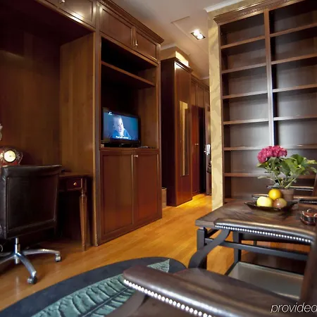Hotel Aleksandar 4*
